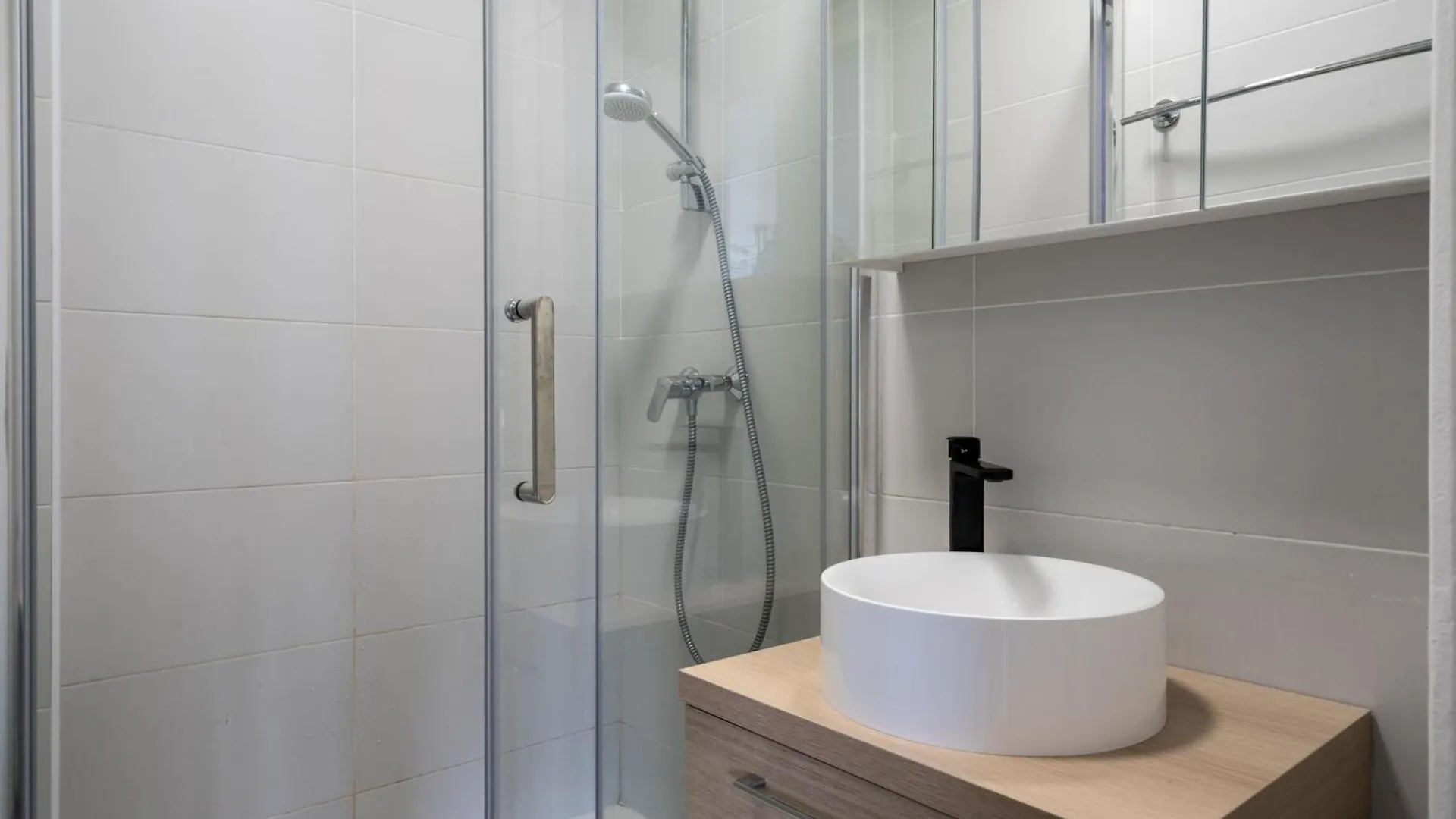 Apartman Charming In 5 With Stunning View